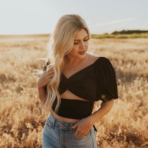 black wrap around top